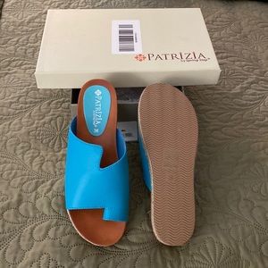 Patrizia Toe Loop Sandals (brand new)